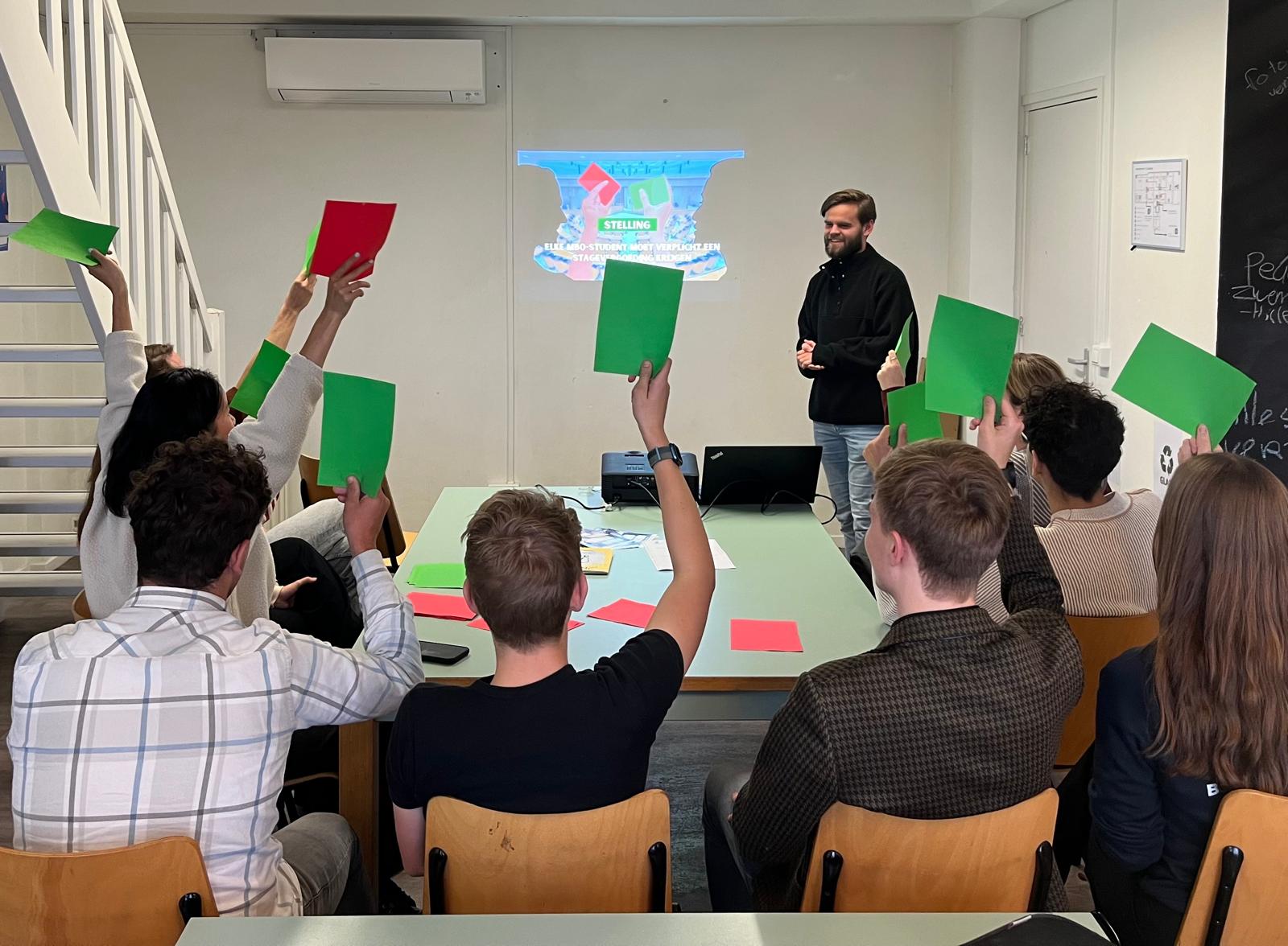 Rol van de studentenraad bij een schoolberaad